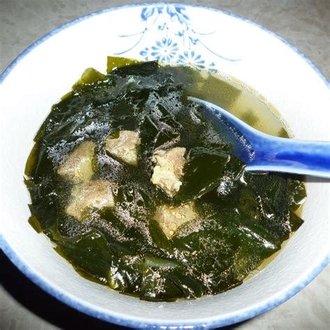 seaweed soup - Cooking Korean food with Maangchi