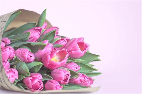 Premium Photo | Pink spring tulips bouquet