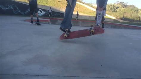 Pressure Heelflip SLOW MO - YouTube