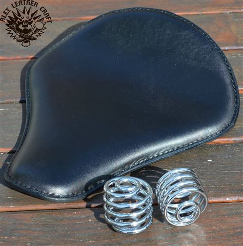 Handmade Bobber Seat Black incl. springs