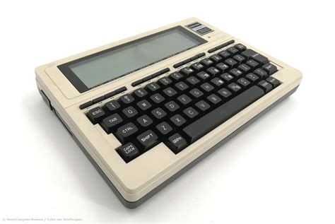 HomeComputerMuseum - Tandy TRS-80 Model 100