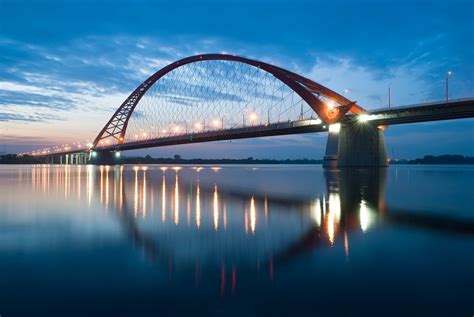 Design Considerations for Arch Bridges