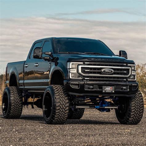 Top 10 Lifted Ford F250/F350 Trucks Modified for Mud Tires, Wide stance ...