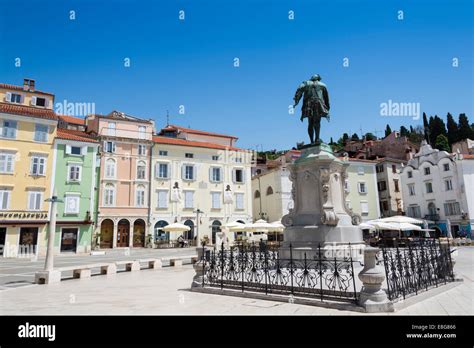 Tartini Square, Piran, Slovenia Stock Photo - Alamy