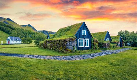 Iceland in August: All of the Best Things to Do and See