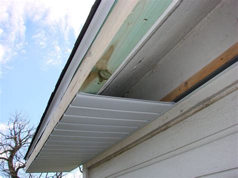 Aluminum Soffit & Fascia Installation | House paint exterior, Vinyl soffit, Exterior renovation