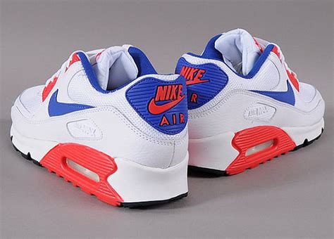 Nike Air Max 90 Essential - White - Hyper Red - Hyper Blue - SneakerNews.com