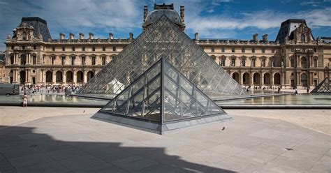 Louvre Museum Highlights: 2-Hour Private Guided Tour | GetYourGuide