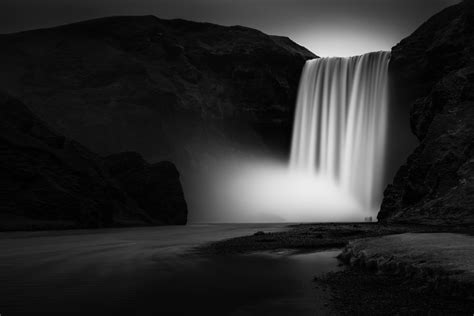 Epic, the Skógafoss waterfall in black & white - NiO Photography