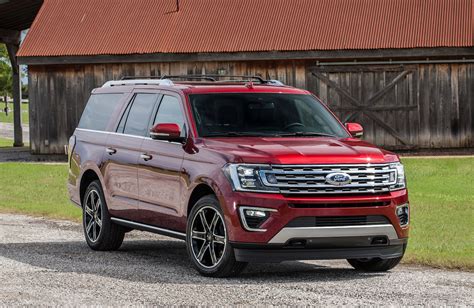 First Drive: 2019 Ford Expedition | TheDetroitBureau.com