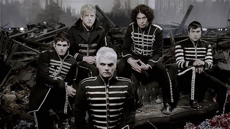 My Chemical Romance - Welcome To The Black Parade [Official Music Video ...