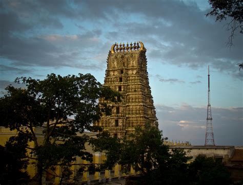 Chamundi Hills | Chamundeswari Temple |Mysore Attractions