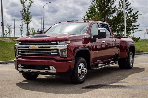 New 2020 Chevrolet Silverado 3500HD High Country 4WD Crew Cab Pickup