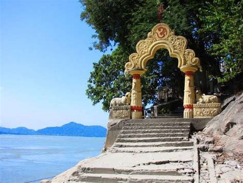 Umananda Temple Guwahati, History, Timings, Ferry Cost