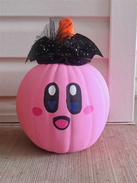 painted a kirby pumpkin 💗 : r/Kirby