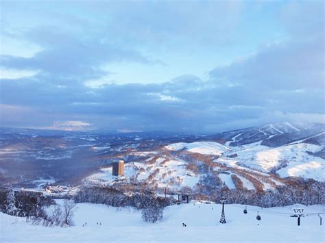 The 6 Best Ski Resorts in Hokkaido, 2023/24 | Snowpak.com