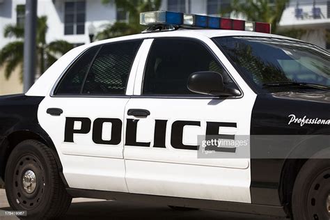 Police Car And Sirens High-Res Stock Photo - Getty Images