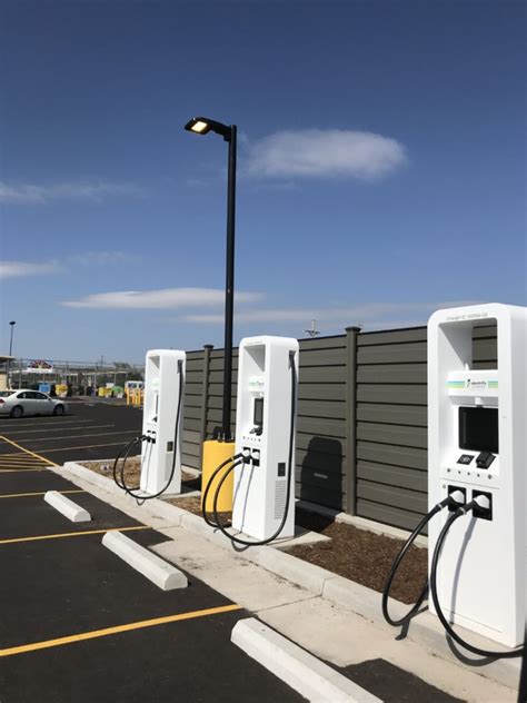 Electric Vehicle Charging Stations | Wichita, KS | Decker Electric