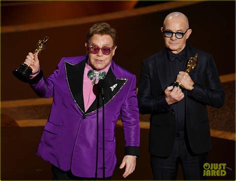 Elton John Takes Home Best Song For '(I'm Gonna) Love Me Again' at Oscars 2020: Photo 4434491 ...