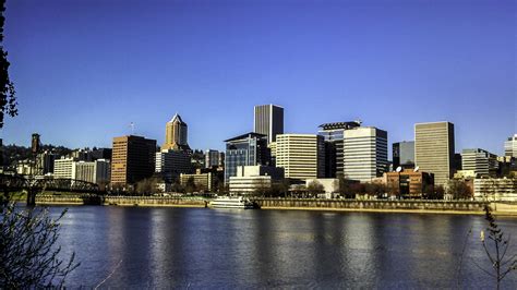 Skyline of Portland, Oregon image - Free stock photo - Public Domain photo - CC0 Images