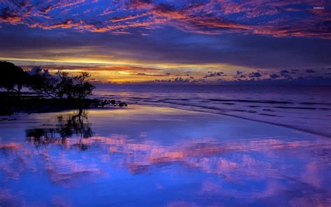 Amazing purple sunset clouds reflected in the wet beach wallpaper - Beach wallpapers - #52771