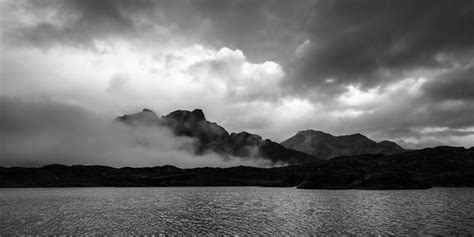 New: Mountain Moods, a sunset at Laghetto Moesola - NiO Photography