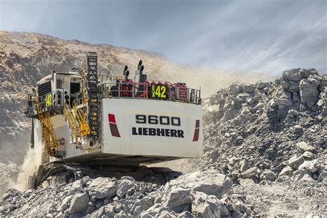 Liebherr launches its R 9600 hydraulic mining excavator, part of a new generation ...