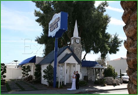 Graceland Wedding Chapel Review | Exporing Las Vegas