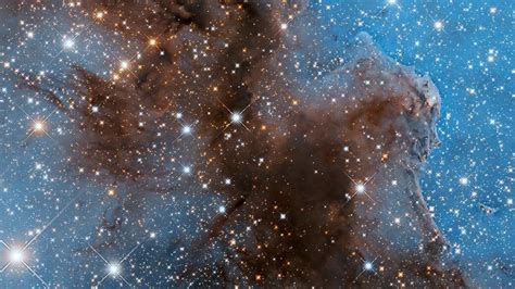 Breathtaking! After James Webb Telescope, Hubble Telescope snaps the Carina Nebula | Tech News