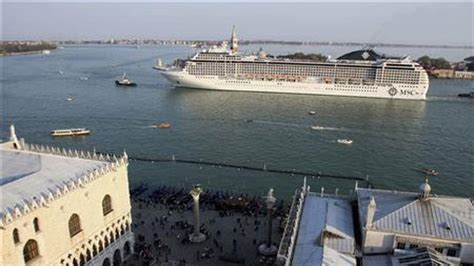 Large cruise ship ban lifted in Venice | Fox News