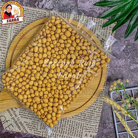 Kacang Atom (400g)🤩 𝙆𝙚𝙧𝙚𝙥𝙚𝙠 𝙍𝙖𝙟𝙖 𝙁𝙖𝙧𝙖𝙝 𝙃𝙌 | Shopee Malaysia