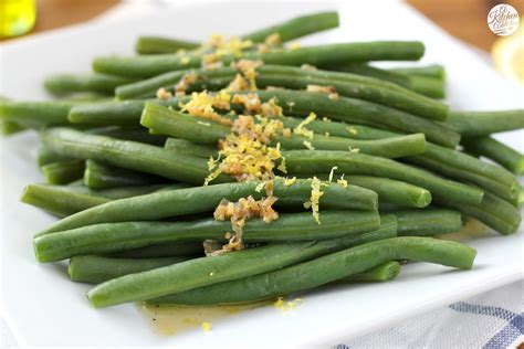 Easy Lemon Garlic Green Beans - A Kitchen Addiction