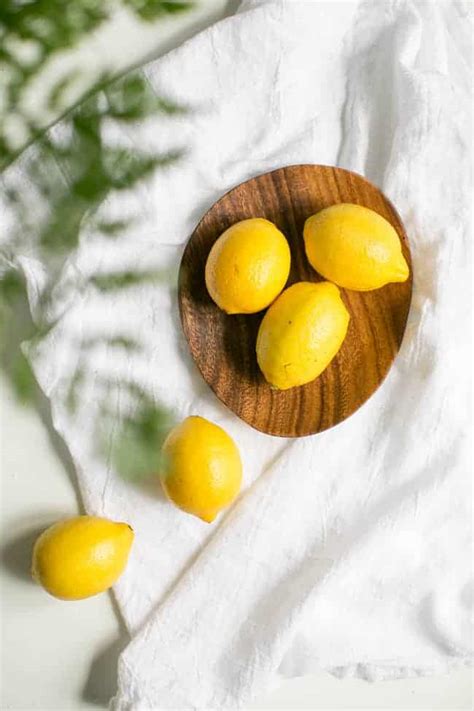 A Guide To Citrus Essential Oils + 6 Sunny Citrus Diffuser Blends | Hello Nest