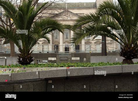 Leeds Civic Hall Stock Photo - Alamy