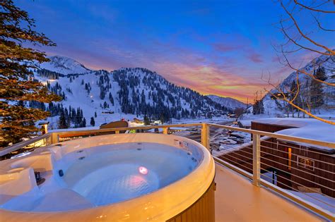 Alta Ski Lodging & Vacation Rentals - Alta Chalets