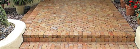 Old Chicago Brick Pavers Miami | Chicago Brick Driveway | Cricket Pavers