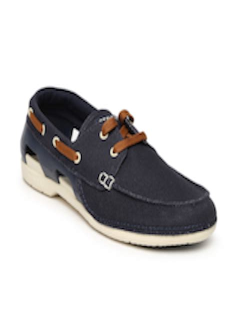 Buy Crocs Beach Line Men Navy Boat Shoes - Casual Shoes for Men 719905 | Myntra