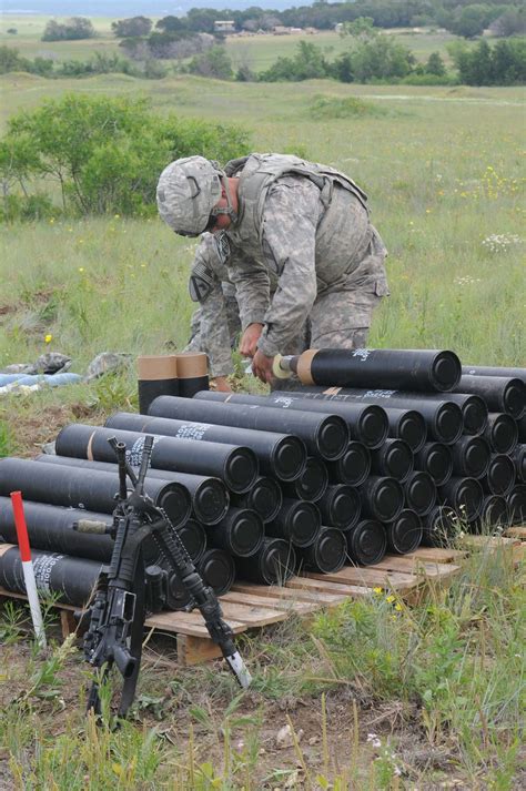 Long Knife mortar men hang rounds to improve crew proficiency | Article | The United States Army