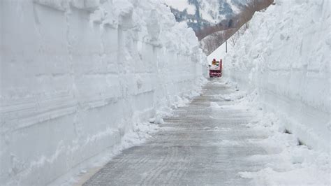 Japanese Used Car dealer "EVERY" BLOG: Niigata called ''YUKIGUNI'' (Snow country)