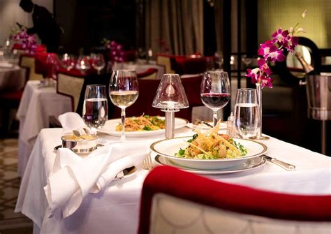 6 Best Cruise Ship Main Dining Rooms