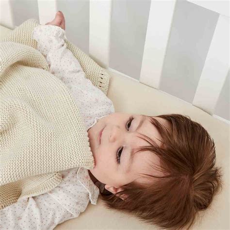 The Little Green Sheep Organic Knitted Cellular Baby Blanket - Linen ...