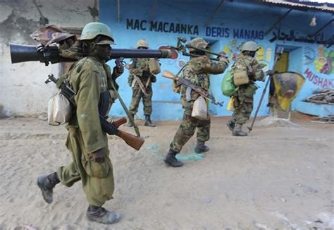 Exclusive: Somalia army weapons sold on open market - U.N. monitors