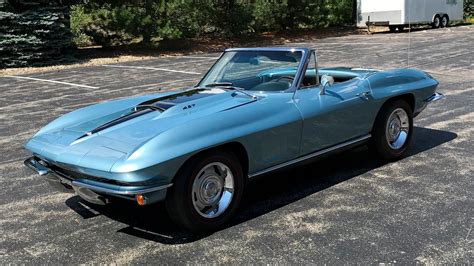 Elkhart Blue 1967 Chevrolet Corvette