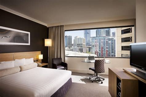 Crowne Plaza Melbourne | Special Deals and Offers Book Now!