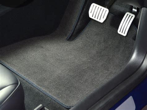 Skoda Superb 2015+ Car Mats from £21.99 | UK Manufactured