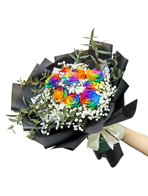 Rainbow Rose Bouquet | Flowers and Kisses