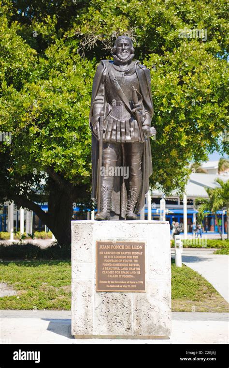 Juan Ponce De Leon statue, Miami Stock Photo - Alamy