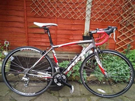 Sold*Fuji Newest 2.0 Road Racing Bike with Carbon Forks plus Extra ...