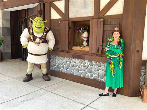 Shrek and Donkey Meet-and-Greet at Universal Studios Florida Closing ...