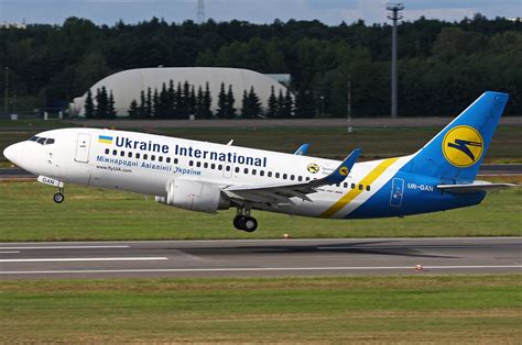 Boeing 737-300 picture #02 - Barrie Aircraft Museum